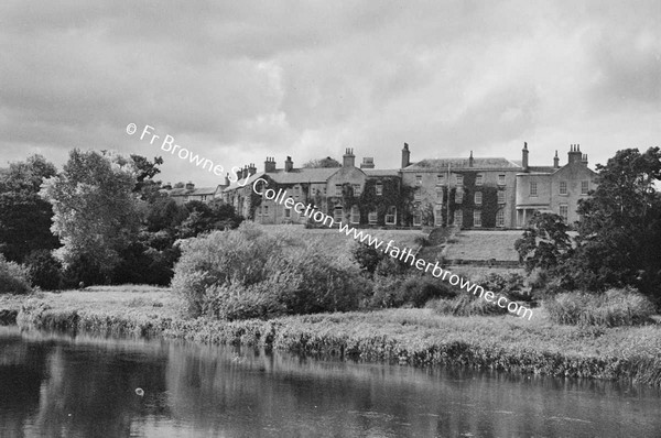 HOUSES FROM RIVER SUIR  WIDE ANGLE AND ORDINARY